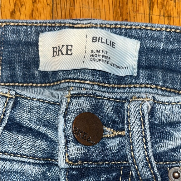 BKE Billie Slim Fit High Rise Cropped Straight Denim Jeans Size 23 - Picture 2 of 10